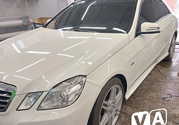 Mercedes Benz
