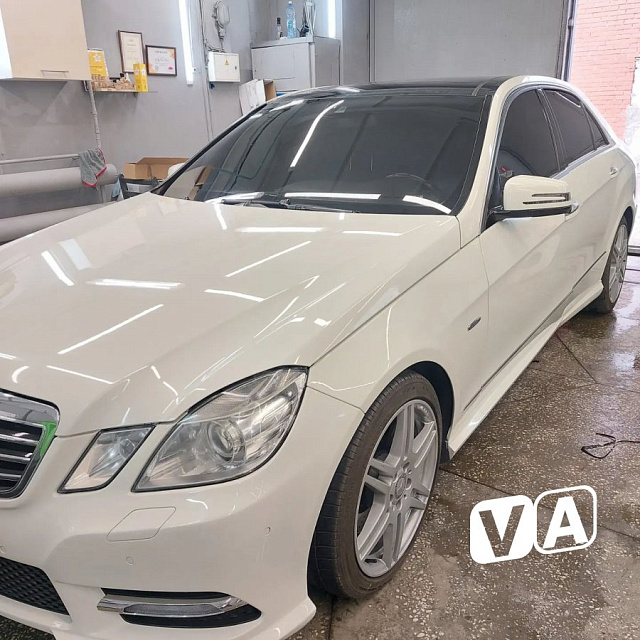 Mercedes Benz